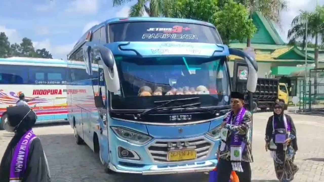 JCH Kloter 6 gabungan Kalteng dan Kalsel masuk asrama haji