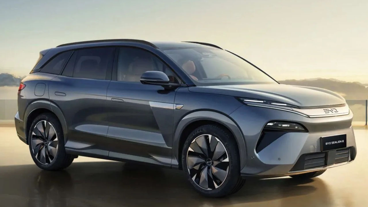 BYD Memberikan Bocoran Seal 08 dan Sealion 08 Menjelang Debut 2026